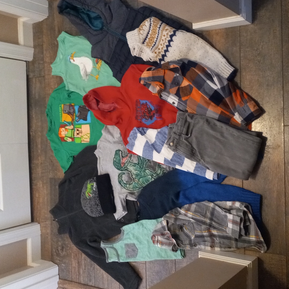 14 Piece Bundle Boys Sizes 5-8 (Minecraft,  Sonoma, Marvel, Cat & Jack & More)